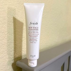 ❤️Fresh Soy Hydrating Gentle Face Cleanser❤️